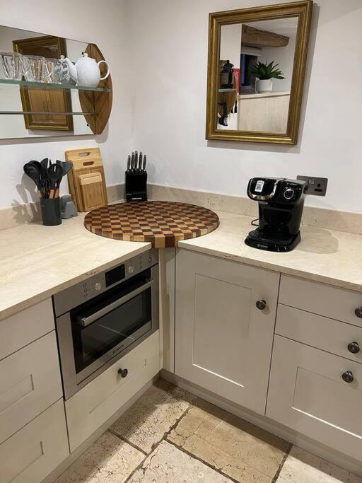 The Horners - Log Burner, Cheshire Village, Parking, Walks, Aga, Dogs Prestbury  Exteriér fotografie